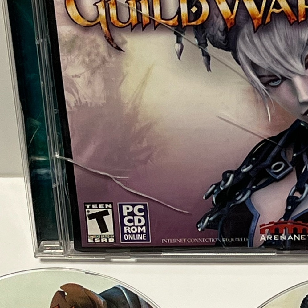 Guild Wars PC CD-ROM Game Set - Picture 7 of 7